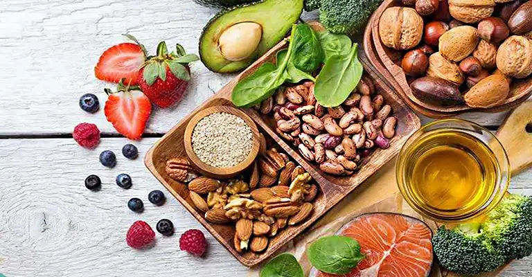 بهترین خوراکیهای مفید برای تقویت سیستم ایمنی بدن چیست؟